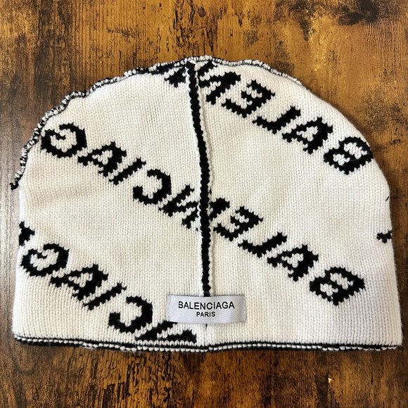 Balenciaga Allover Logo Hat - Picture 4 of 4